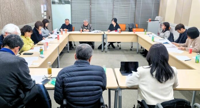 ▲14개 장애인단체로 구성된 ‘UNCRPD 국내법 개정연대’는 지난 2월 19일 회의를 열고 공동위원장 선출과 올해 활동 방향 등을 확정했다. ©RI Korea